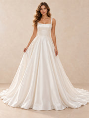 Square-Neck Satin Wedding Dress with Pearl Lace Appliqué and Train