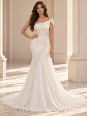 Strapless Floral Lace Appliqués Wedding Dress With Layered Tulle